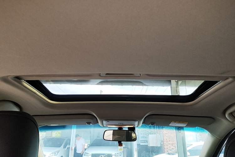 Used Chevrolet Monza 2022 320 Automatic Enjoyment Sunroof Version Headliner