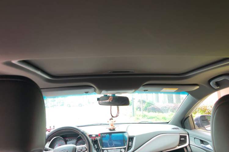 Used Chevrolet Monza 2022 Light Hybrid RS 330T Automatic Comfort Edition Headliner