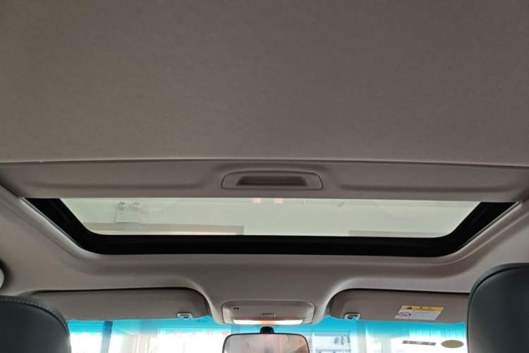 Used Chevrolet Monza 2022 320 Automatic Enjoyment Sunroof Version Headliner