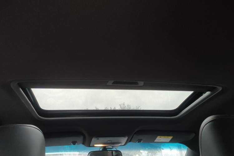 Used Chevrolet Monza 2022 Light Hybrid RS 330T Automatic Comfort Edition Headliner