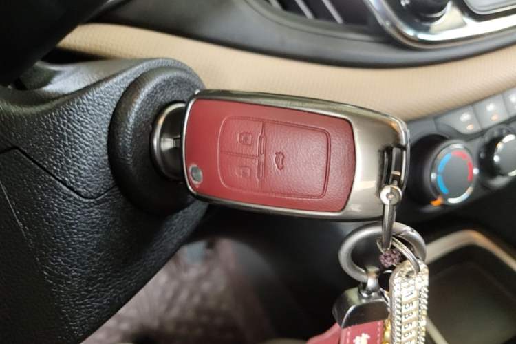Used Chevrolet Monza 2022 320 Automatic Enjoyment Edition Interior 1