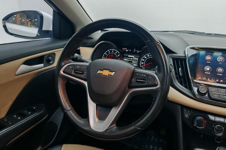 Used Chevrolet Monza 2022 320 Automatic Enjoyment Sunroof Version Interior 2