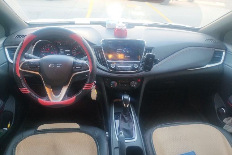 Used Chevrolet Monza 2022 Light Hybrid RS 330T Automatic Comfort Edition Interior 2