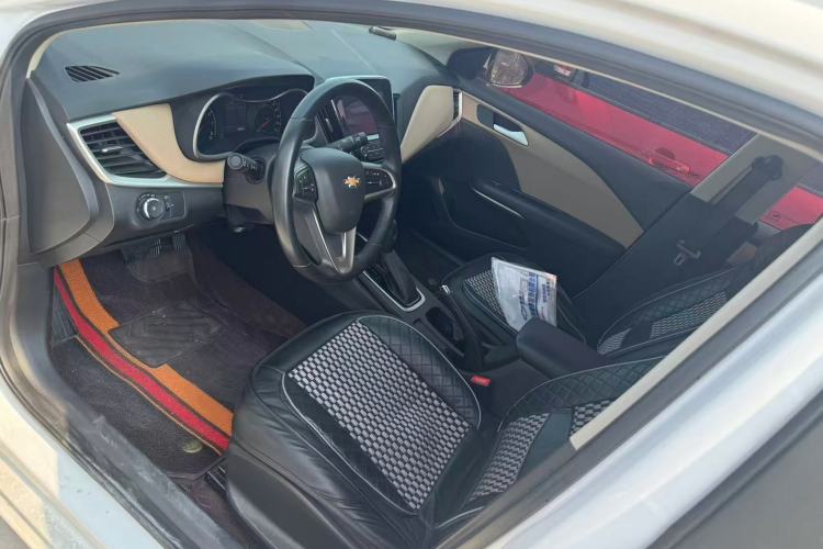 Used Chevrolet Monza 2022 320 Automatic Enjoyment Sunroof Version Interior 3