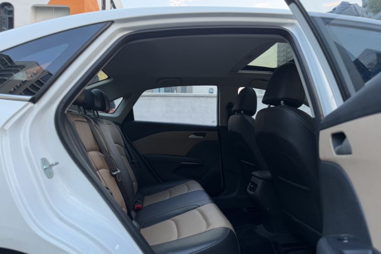 Used Chevrolet Monza 2022 320 Automatic Enjoyment Sunroof Version Interior 4