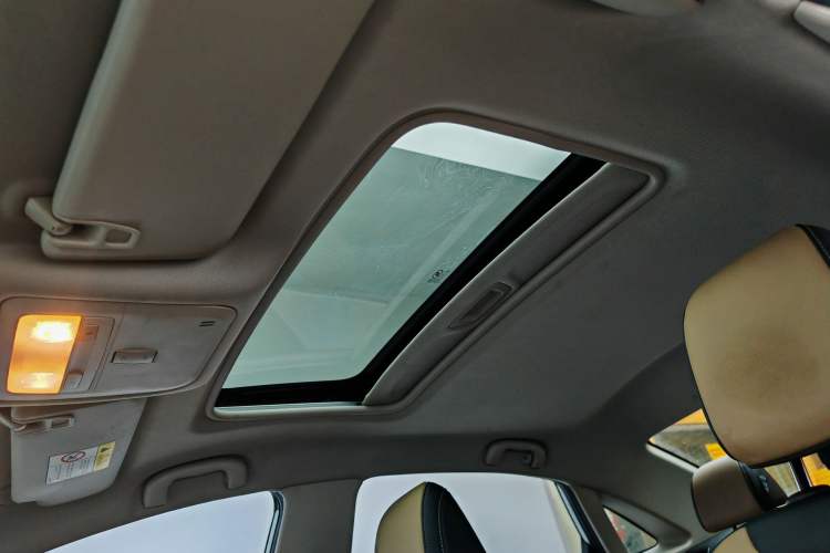 Used Chevrolet Monza 2022 320 Automatic Enjoyment Sunroof Version Interior 5