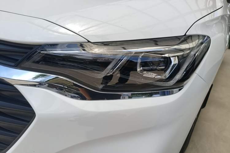 Used Chevrolet Monza 2022 320 Automatic Enjoyment Sunroof Version Left Front Headlight