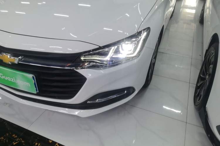 Used Chevrolet Monza 2022 320 Automatic Enjoyment Sunroof Version Left Front Headlight