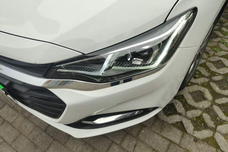 Used Chevrolet Monza 2022 320 Automatic Enjoyment Sunroof Version Left Front Headlight