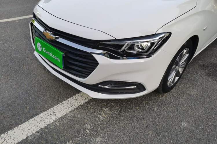 Used Chevrolet Monza 2022 320 Automatic Enjoyment Sunroof Version Left Front Headlight