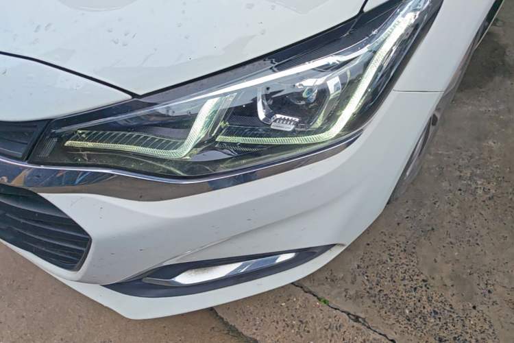 Used Chevrolet Monza 2022 320 Automatic Enjoyment Edition Left Front Headlight
