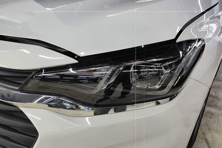 Used Chevrolet Monza 2022 320 Automatic Enjoyment Sunroof Version Left Front Headlight