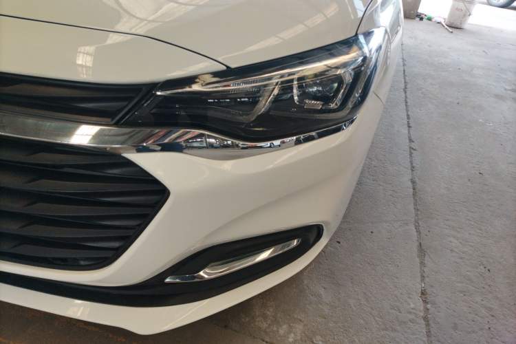 Used Chevrolet Monza 2022 320 Automatic Enjoyment Sunroof Version Left Front Headlight