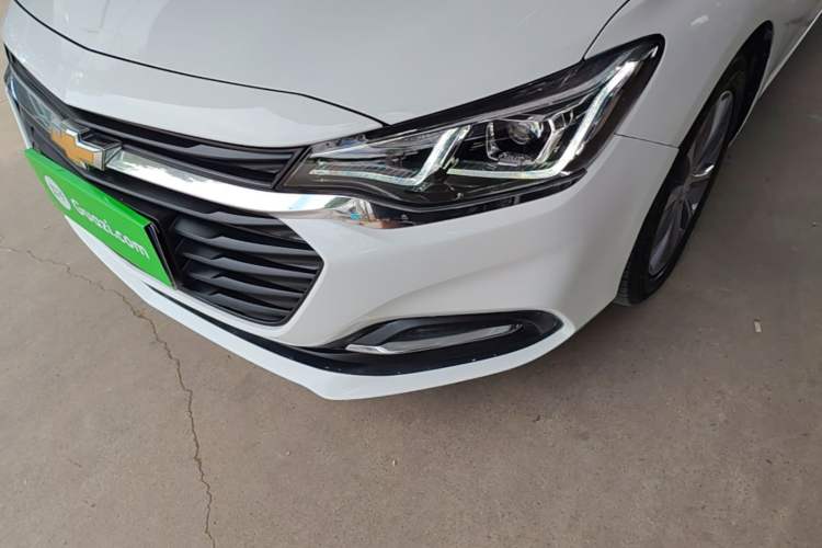 Used Chevrolet Monza 2022 320 Automatic Enjoyment Sunroof Version Left Front Headlight