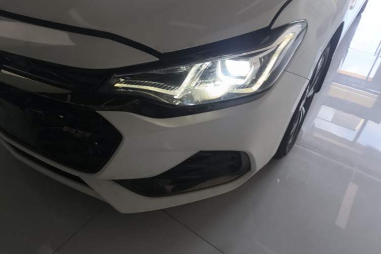 Used Chevrolet Monza 2022 Light Hybrid RS 330T Automatic Comfort Edition Left Front Headlight