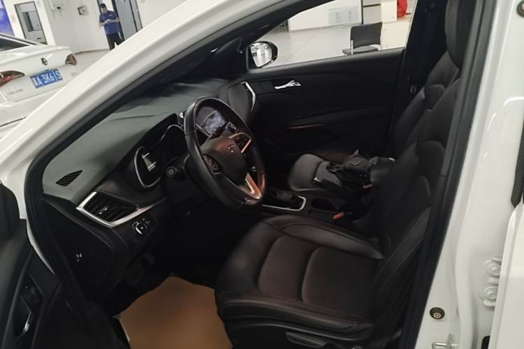 Used Chevrolet Monza 2022 Light Hybrid RS 330T Automatic Comfort Edition Left Front Seat