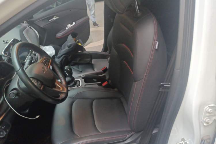 Used Chevrolet Monza 2022 Light Hybrid RS 330T Automatic Comfort Edition Left Front Seat