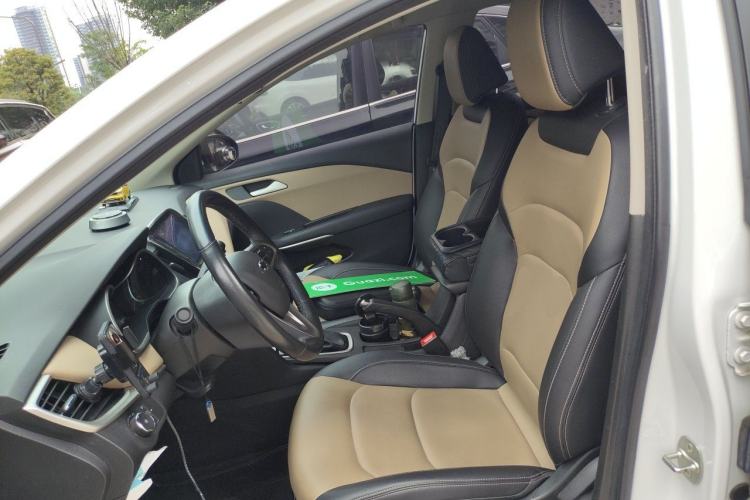 Used Chevrolet Monza 2022 320 Automatic Enjoyment Sunroof Version Left Front Seat