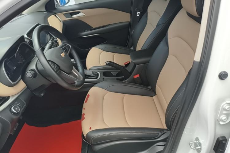 Used Chevrolet Monza 2022 320 Automatic Enjoyment Sunroof Version Left Front Seat