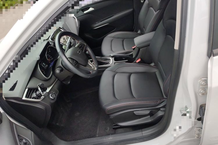 Used Chevrolet Monza 2022 Light Hybrid Redline 320T Dual-Clutch Thrilling Edition Left Front Seat