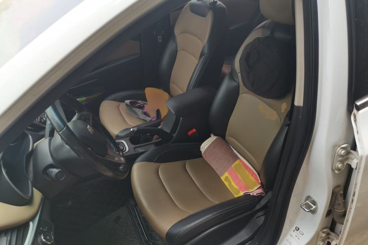 Used Chevrolet Monza 2022 320 Automatic Enjoyment Sunroof Version Left Front Seat