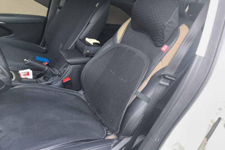 Used Chevrolet Monza 2022 320 Automatic Enjoyment Sunroof Version Left Front Seat