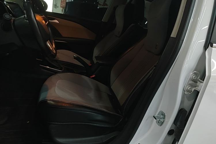 Used Chevrolet Monza 2022 320 Automatic Enjoyment Sunroof Version Left Front Seat