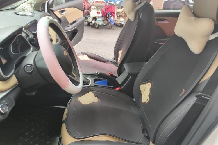 Used Chevrolet Monza 2022 320 Automatic Enjoyment Sunroof Version Left Front Seat