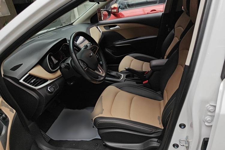 Used Chevrolet Monza 2022 320 Automatic Enjoyment Sunroof Version Left Front Seat