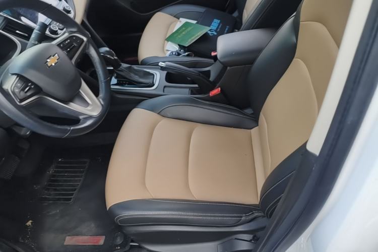 Used Chevrolet Monza 2022 320 Automatic Enjoyment Sunroof Version Left Front Seat