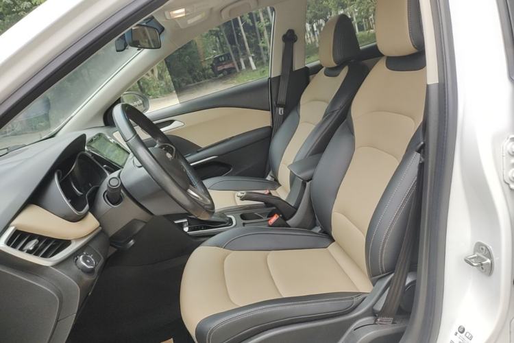 Used Chevrolet Monza 2022 320 Automatic Enjoyment Sunroof Version Left Front Seat