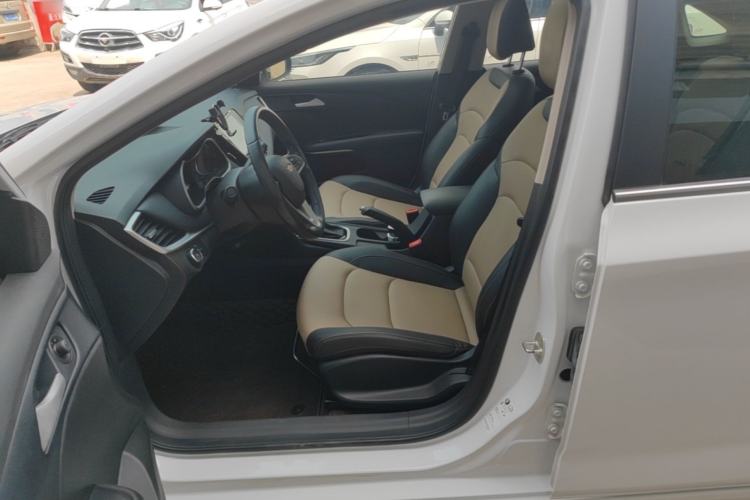Used Chevrolet Monza 2022 320 Automatic Enjoyment Sunroof Version Left Front Seat
