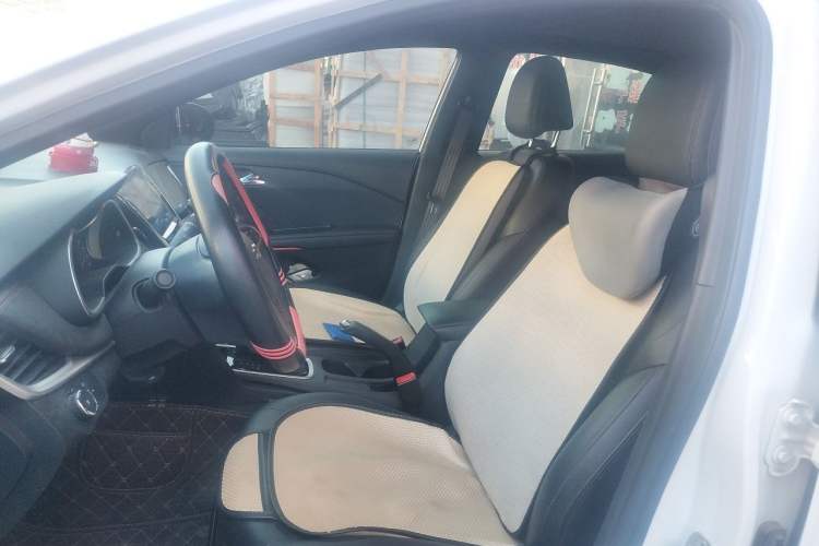 Used Chevrolet Monza 2022 Light Hybrid RS 330T Automatic Comfort Edition Left Front Seat