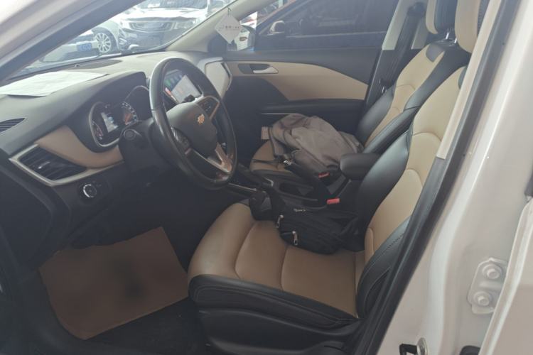 Used Chevrolet Monza 2022 320 Automatic Enjoyment Edition Left Front Seat