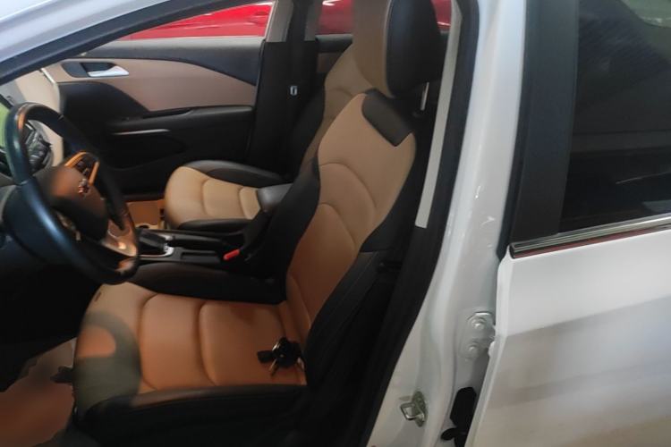 Used Chevrolet Monza 2022 320 Automatic Enjoyment Edition Left Front Seat