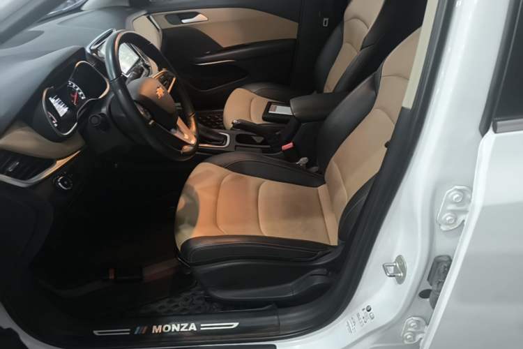 Used Chevrolet Monza 2022 320 Automatic Enjoyment Sunroof Version Left Front Seat