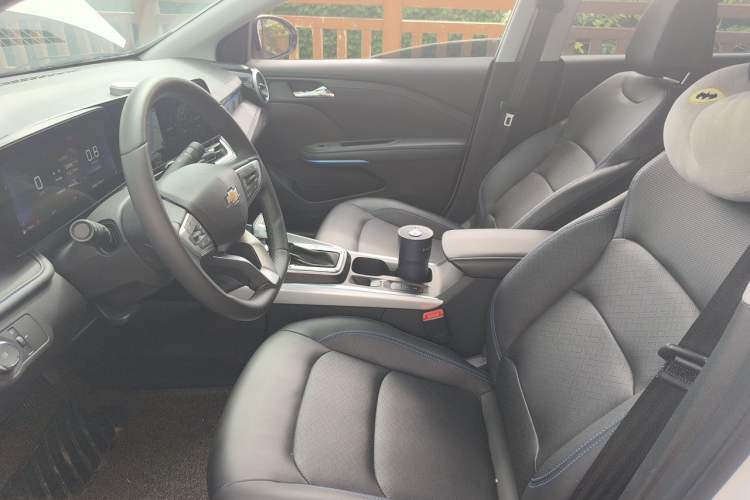 Used Chevrolet Monza 2022 Light Hybrid RS 330T Automatic Comfort Edition Left Front Seat