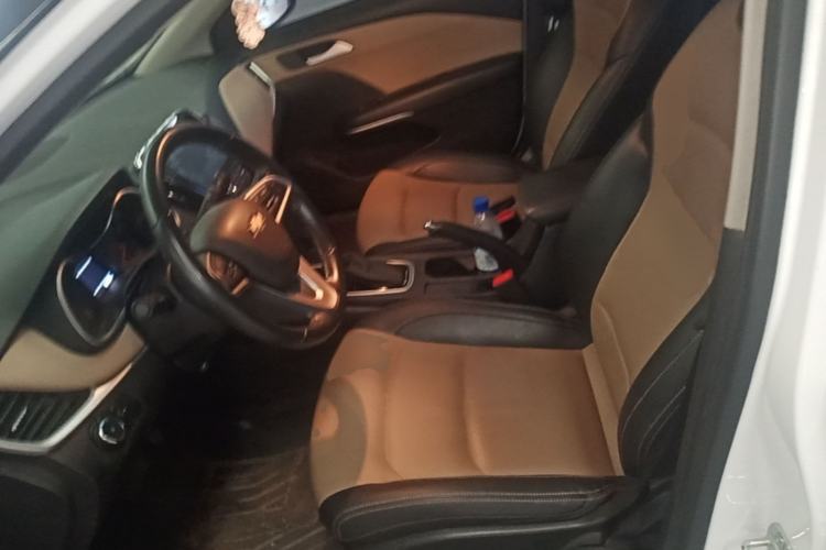 Used Chevrolet Monza 2022 320 Automatic Enjoyment Sunroof Version Left Front Seat