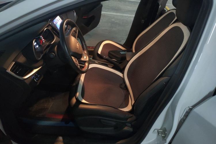 Used Chevrolet Monza 2022 Light Hybrid RS 330T Automatic Comfort Edition Left Front Seat
