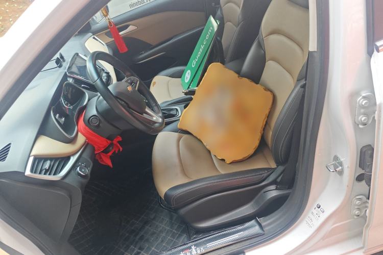 Used Chevrolet Monza 2022 320 Automatic Enjoyment Edition Left Front Seat