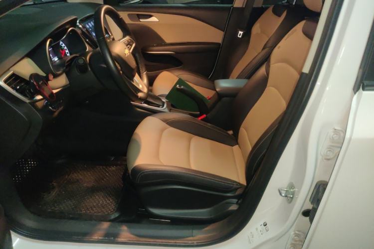 Used Chevrolet Monza 2022 320 Automatic Enjoyment Sunroof Version Left Front Seat