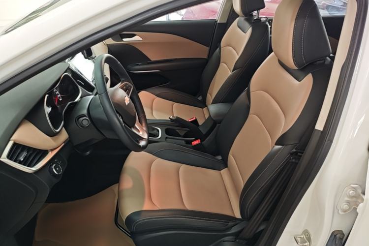 Used Chevrolet Monza 2022 320 Automatic Enjoyment Sunroof Version Left Front Seat
