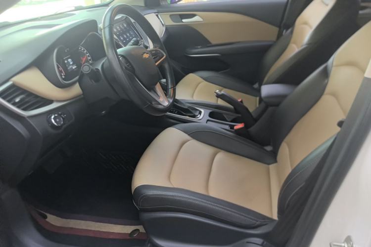 Used Chevrolet Monza 2022 320 Automatic Enjoyment Sunroof Version Left Front Seat