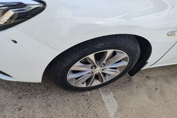 Used Chevrolet Monza 2022 320 Automatic Enjoyment Sunroof Version Left Front Wheel Hub
