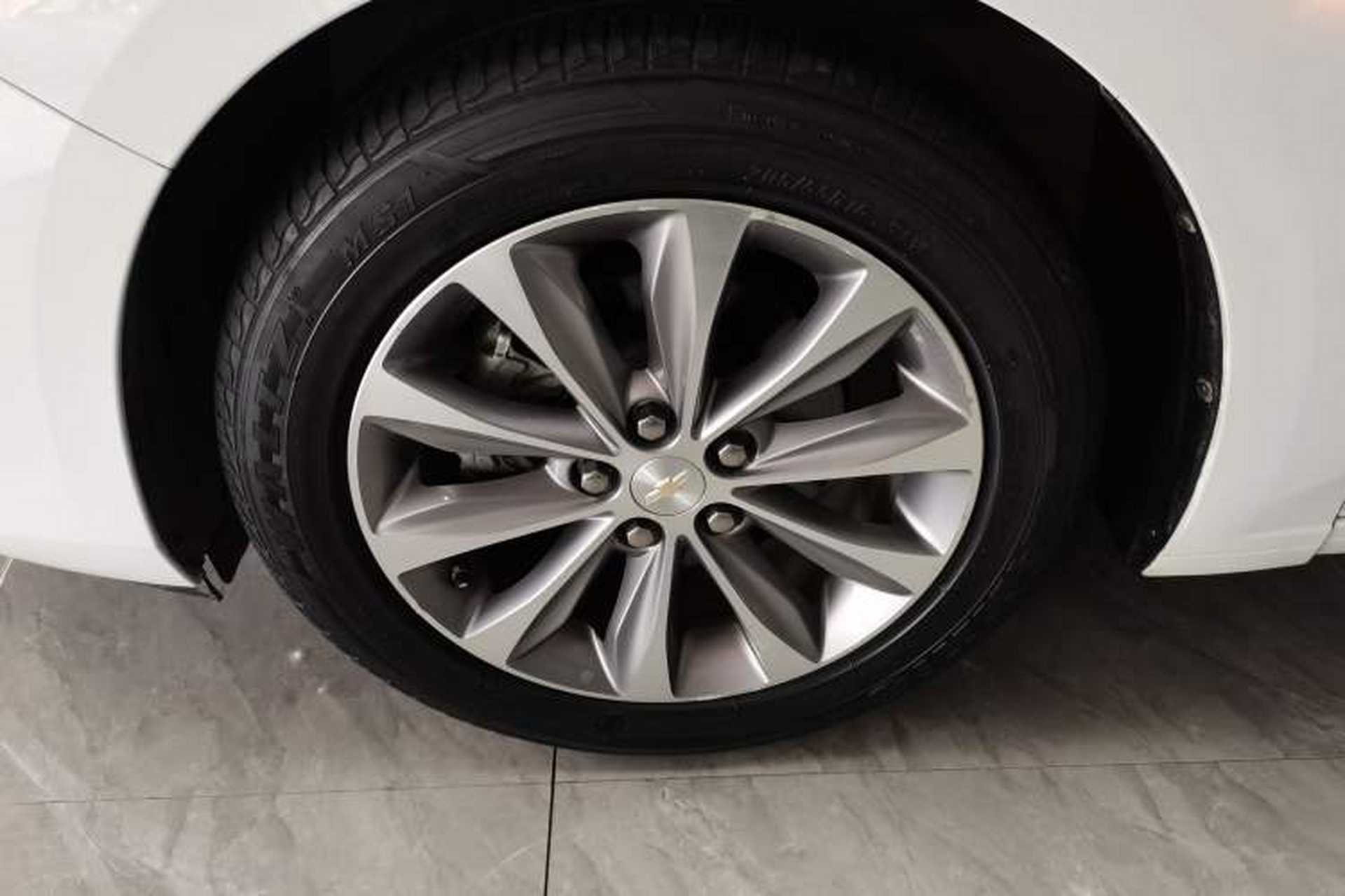 Used Chevrolet Monza 2022 320 Automatic Enjoyment Edition Left Front Wheel Hub