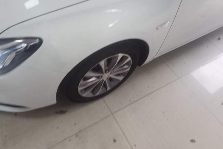 Used Chevrolet Monza 2022 320 Automatic Enjoyment Edition Left Front Wheel Hub