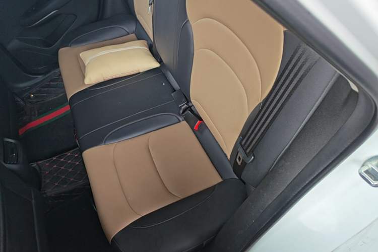 Used Chevrolet Monza 2022 320 Automatic Enjoyment Edition Left Rear Seat