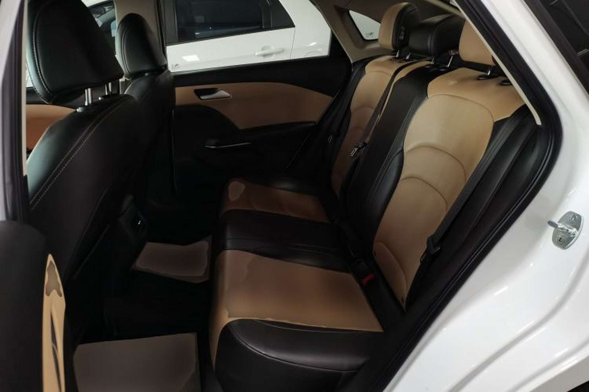 Used Chevrolet Monza 2022 320 Automatic Enjoyment Edition Left Rear Seat