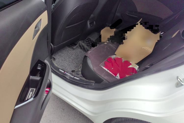 Used Chevrolet Monza 2022 320 Automatic Enjoyment Sunroof Version Left Rear Seat