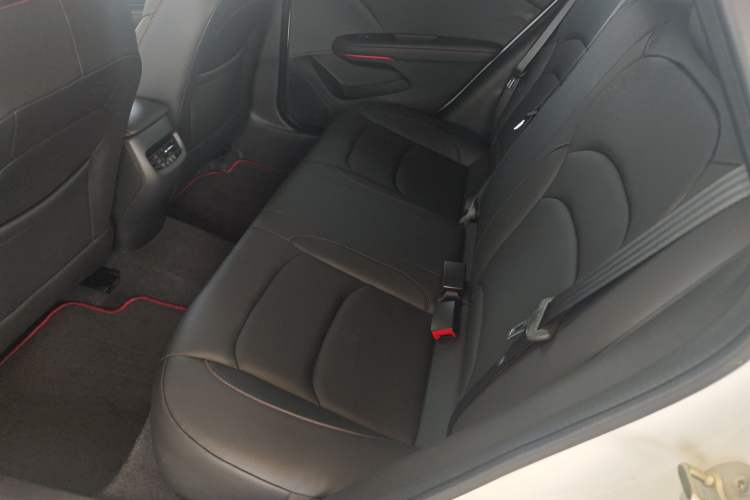 Used Chevrolet Monza 2022 Light Hybrid RS 330T Automatic Comfort Edition Left Rear Seat